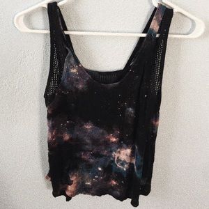 Kendall & Kylie Space Tank